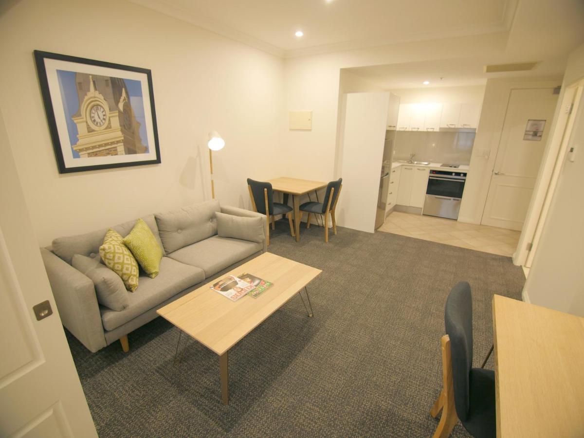 Quality Apartments Adelaide Central Exterior photo